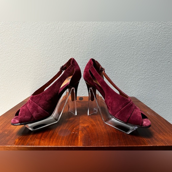 Vintage Sofft Women’s Burgundy Suede Open Peep Toe Heels Sandals Size 6.5 Pumps - Picture 2 of 11